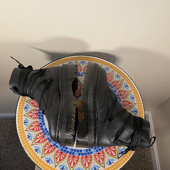 Dr Doc Martens Jarrick II Women's Sz 5 Mono Black Leather Platform Laced Boots - Picture 6 of 9